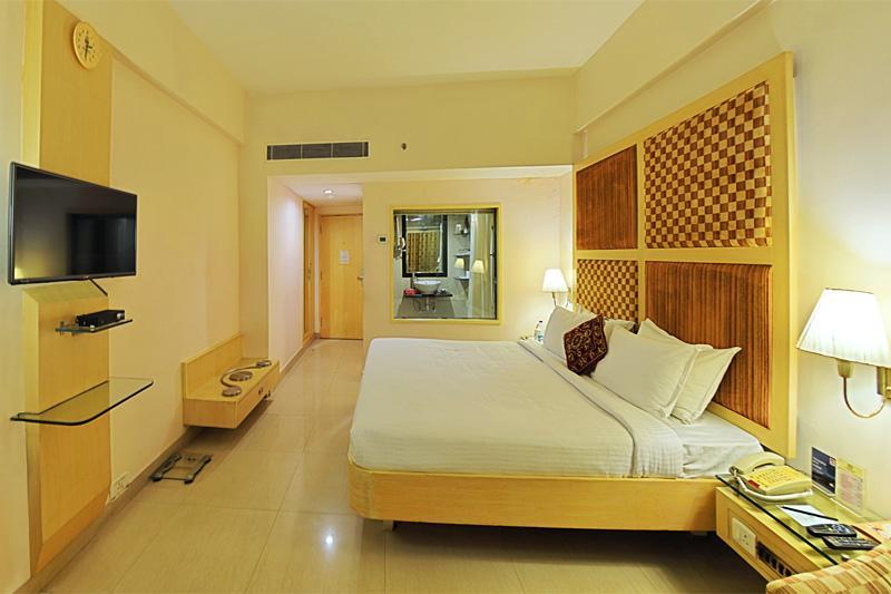 Hotel Ambica Empire Chennai Exterior photo